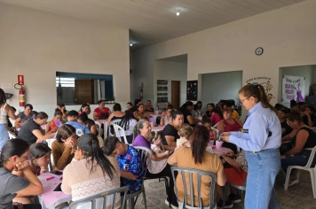 Foto - Dia da Mulher no CRAS Homenagem e Convivência