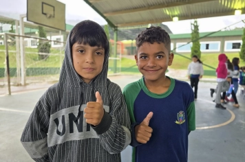 Foto relacionada - Festa e integração marcam o dia de churrasco na Escola Municipal Antônio Ferreira