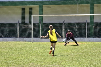 Foto - Treino de Futebol de Campo (Crianças e Adolescentes)