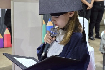 Foto - Formatura Pré-Escola Luzia Sanches Diniz