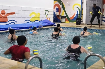 Foto - Hidroginástica em Albertina