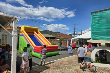 Foto - Natal na Praça – Albertina de Luz 2025