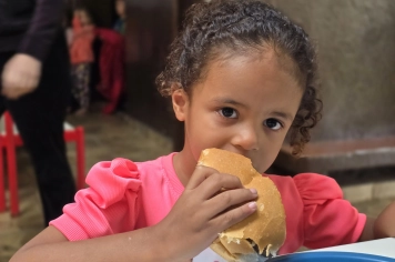 Foto - Lanche Especial de Fim de Ano | Pré-Escola Luzia Sanches Diniz
