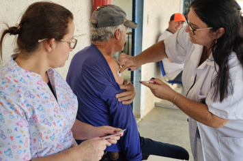 Prefeitura de Albertina promove vacinação de servidores da equipe de Obras
