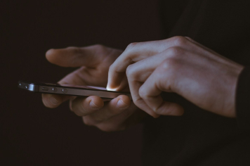 FUNCIONÁRIO PÚBLICO DE ALBERTINA PODE ACOMPANHAR SEU PONTO PELO CELULAR