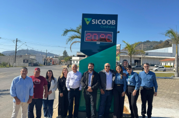 Doações do Sicoob modernizam espaços públicos e fortalecem eventos tradicionais em Albertina