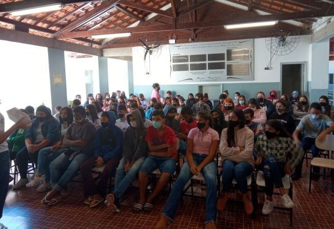 Palestra sobre GRAVIDEZ NA ADOLESCÊNCIA