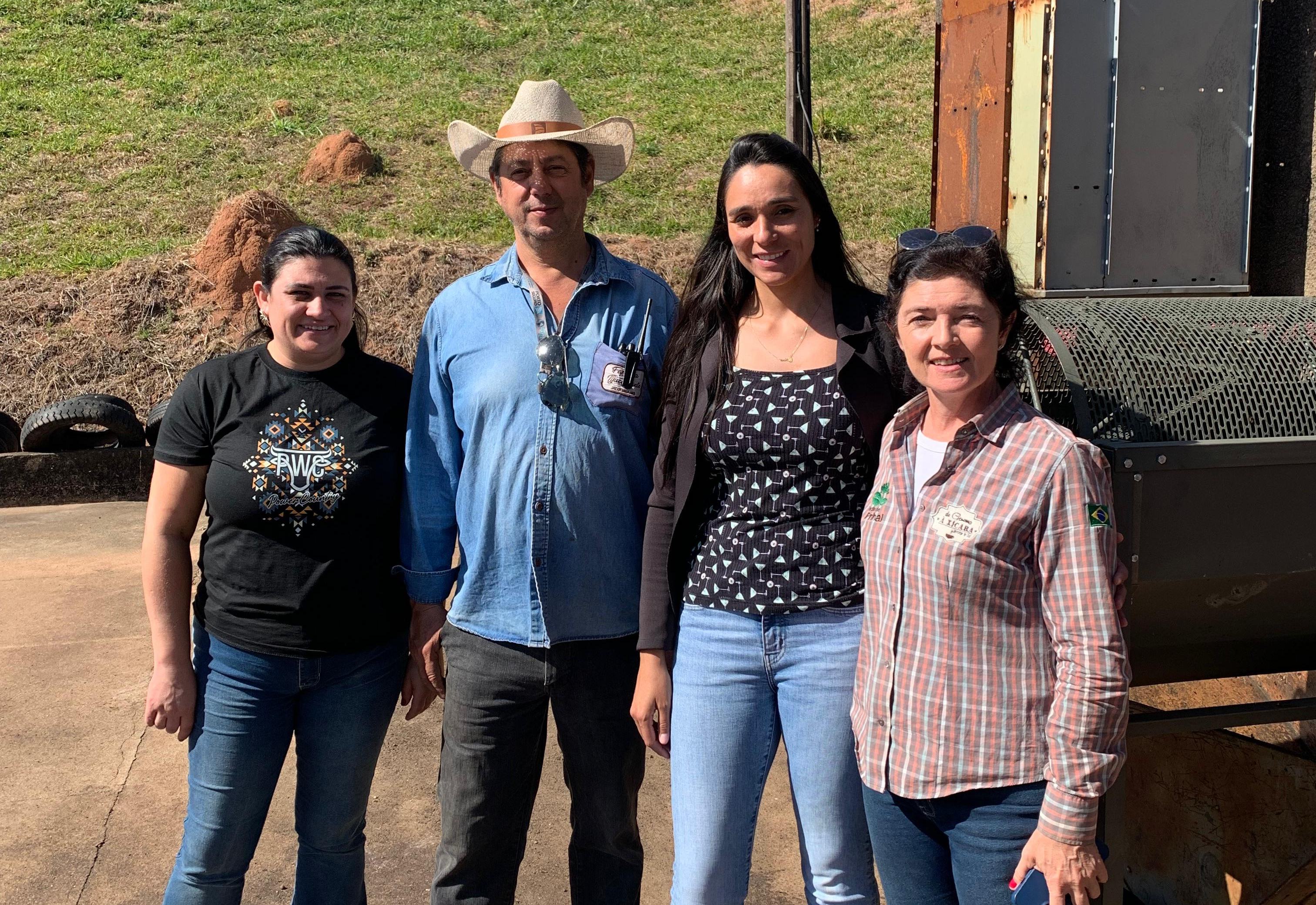 Prefeitura de Albertina realiza visita técnica à Fazenda Tijuco Preto