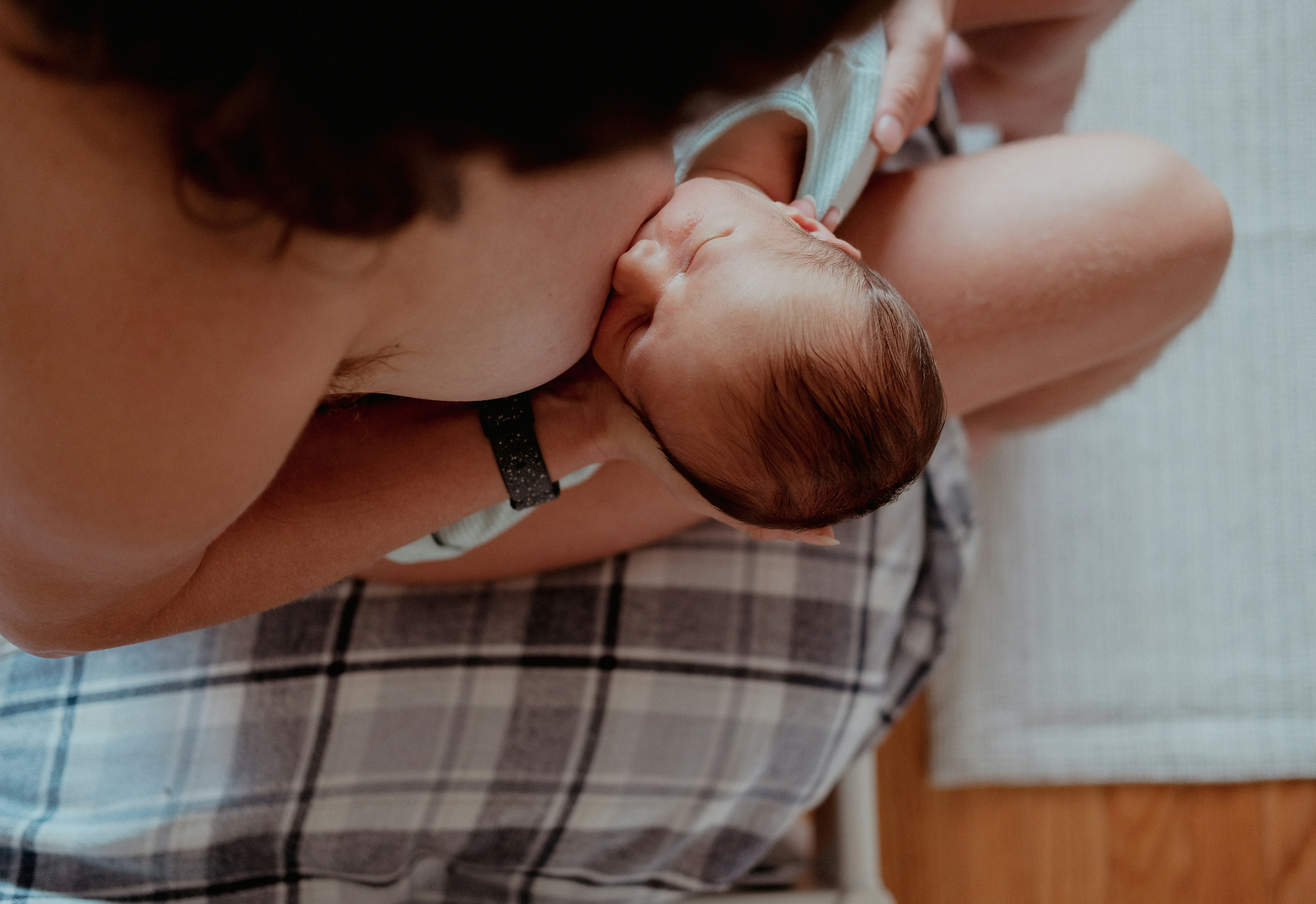 Agosto Dourado: Amamentar é Cuidar do Futuro com Amor e Conhecimento