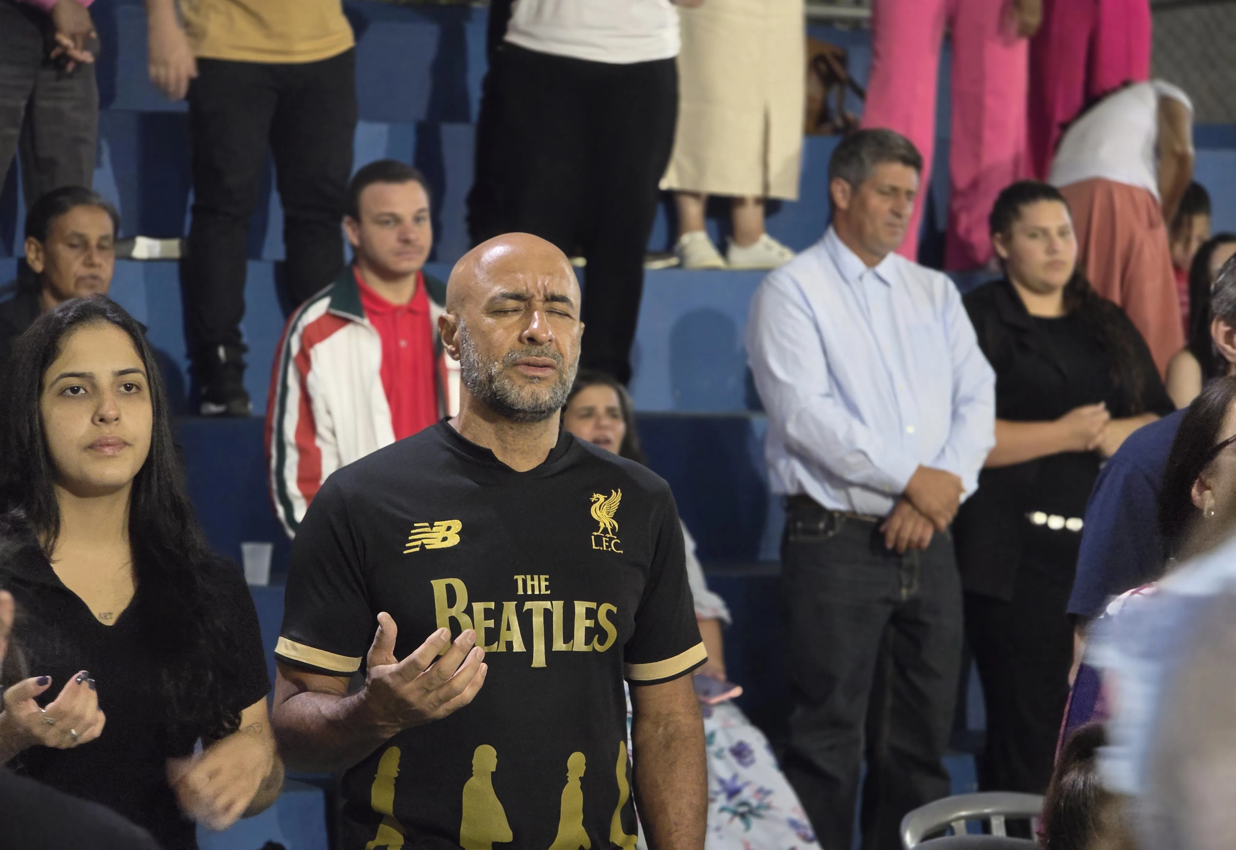 Uma noite de unidade e adoração marca o 5º dia da 8ª Semana Evangélica de Albertina