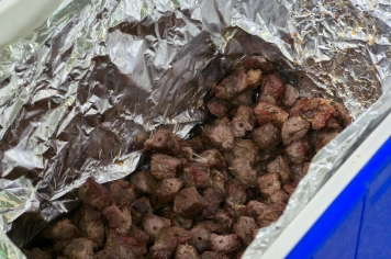 Foto - Churrasco na Escola Municipal Antonio Ferreira