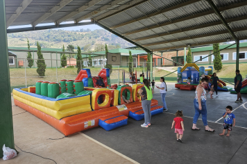 Foto - Diversão e Brinquedos Infláveis na Semana das Crianças!