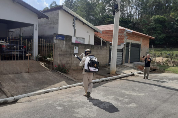 Foto relacionada - Albertina Intensifica o Combate à Dengue com Aplicação do UBV Costal