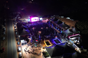 Foto - Tradição e fé embalaram o segundo dia do rodeio