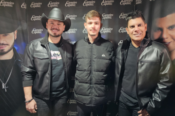 Foto - Tradição e fé embalaram o segundo dia do rodeio