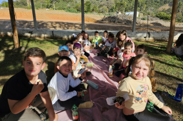Foto - final de bimestre das Escolas e Creche 