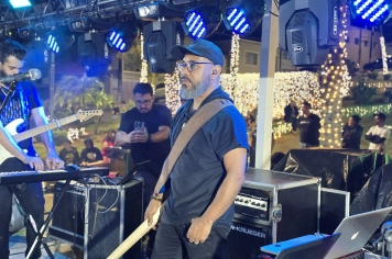 Foto relacionada - Uma noite para ficar na história: fé, louvor e comunhão marcam o encerramento da 8ª Semana Evangélica de Albertina