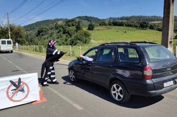 Foto relacionada - Dia D contra a Dengue mobiliza a população em blitz educativa na Avenida Minas Gerais
