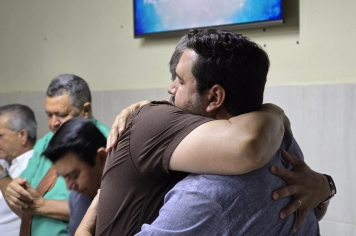 Foto relacionada - Segunda dia da 8ª Semana Evangélica reúne fiéis na Igreja Tua Face em noite de Palavra e adoração