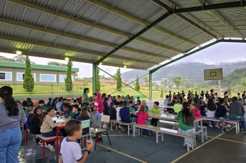 Foto - Churrasco na Escola Municipal Antonio Ferreira