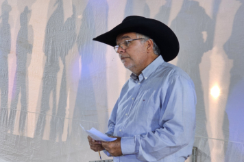 Foto - Tradição e fé embalaram o segundo dia do rodeio