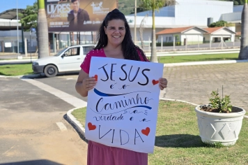 Foto relacionada - Evangelização na entrada da cidade marca momento especial da 8ª Semana Evangélica de Albertina