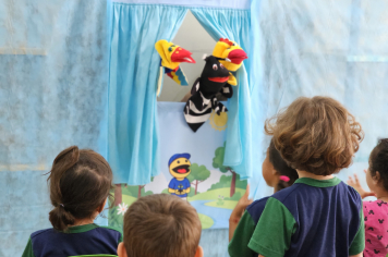 Foto relacionada - Teatro educativo conscientiza crianças sobre o combate à dengue