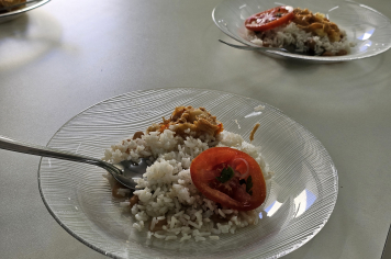 Foto - Alimentação nas Escolas de Albertina