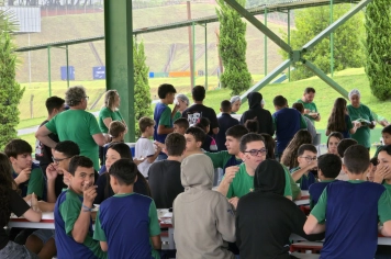 Foto - Churrasco na Escola Municipal Antonio Ferreira