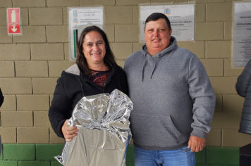Foto - Professores da rede municipal de Albertina recebem Chromebooks para uso pedagógico