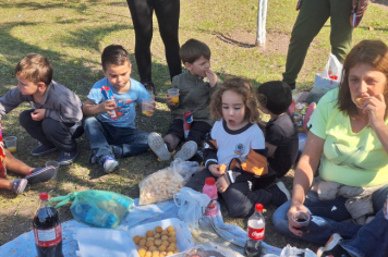 Foto - final de bimestre das Escolas e Creche 