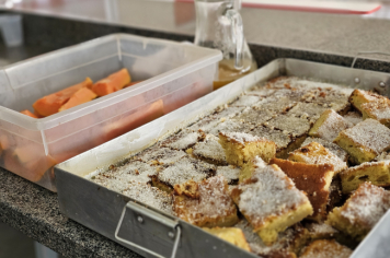 Foto - Professores da rede municipal de Albertina recebem Chromebooks para uso pedagógico