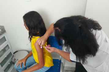 Foto - Campanha de Atualização de Vacinas na UBS de Albertina