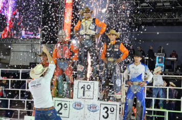 Foto - Encerramento eletrizante marca o último dia do 29º Rodeio de Albertina