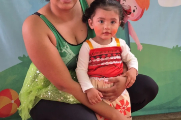 Foto - Uma semana inesquecível de cores, fantasia e sorrisos na Creche Municipal Tereza Rossi