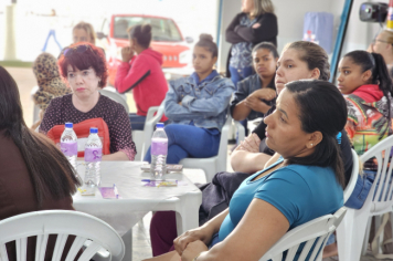 Foto - Agosto Lilás