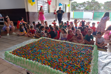 Foto - Fantasia, dança e muita diversão na Semana das Crianças (Pré-Escola Luzia Sanches Diniz)