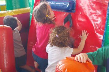 Foto - Diversão e Brinquedos Infláveis na Semana das Crianças!