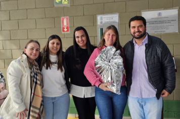 Foto - Professores da rede municipal de Albertina recebem Chromebooks para uso pedagógico