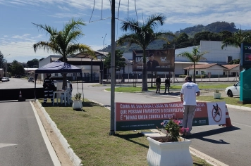 Foto relacionada - Dia D contra a Dengue mobiliza a população em blitz educativa na Avenida Minas Gerais