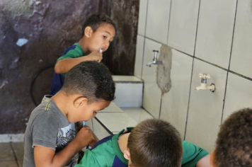 Foto relacionada - Sorriso saudável desde a infância: dentistas atuam nas escolas municipais de Albertina
