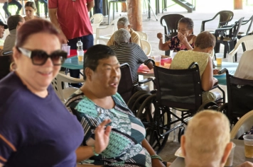 Foto - Visita das Residências Terapêuticas ao Parque do Lago