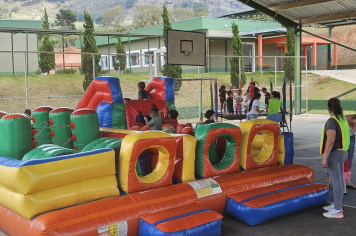 Foto - Diversão e Brinquedos Infláveis na Semana das Crianças!