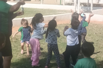 Foto relacionada - Brincadeiras, sabor e imaginação marcam a Semana das Crianças na Creche Municipal Tereza Rossi