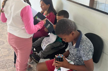 Foto relacionada - Colorindo Sonhos com o Sicoob Credivass: Um Dia de Alegria e Cooperação no CRAS de Albertina