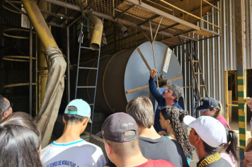 Foto - Visita técnica aproxima jovens da excelência na cafeicultura no Facanali Cafés
