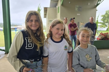 Foto - Churrasco na Escola Municipal Antonio Ferreira