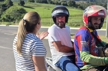 Foto relacionada - Evangelização na entrada da cidade marca momento especial da 8ª Semana Evangélica de Albertina