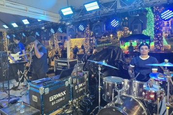 Foto relacionada - Uma noite para ficar na história: fé, louvor e comunhão marcam o encerramento da 8ª Semana Evangélica de Albertina