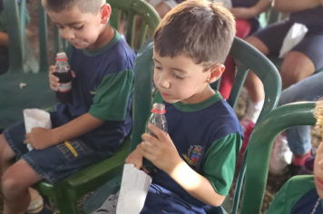 Foto - Crianças da Pré-Escola vivem dia mágico no circo em Jacutinga